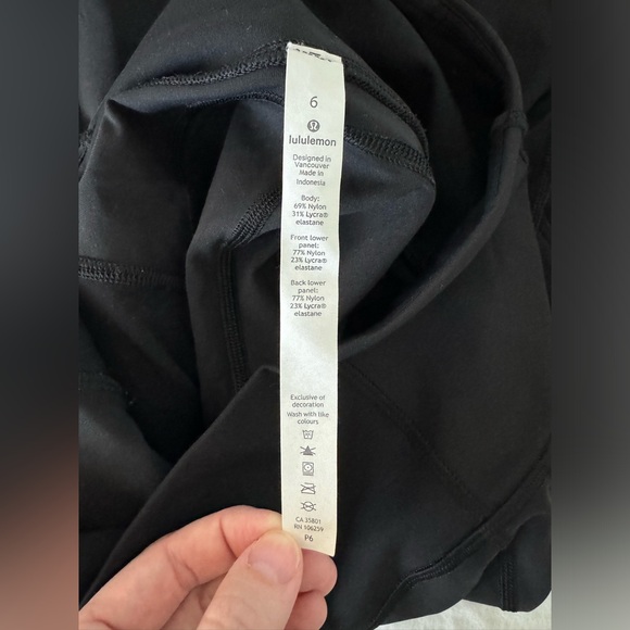 Lululemon All The Right Places Crop II *23" - Picture 7 of 8